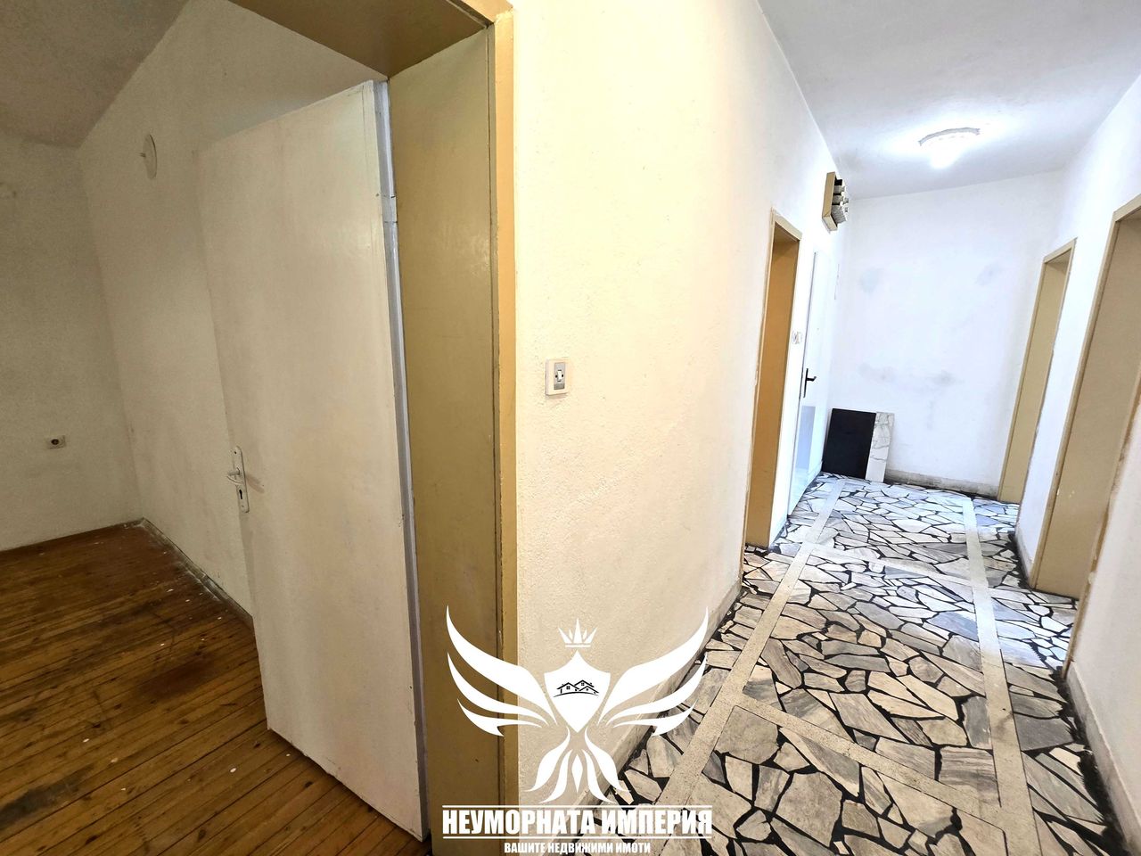 Дава се под наем Тристаен апартамент в Асеновград - 110 кв.м за 310 € - Снимка #16