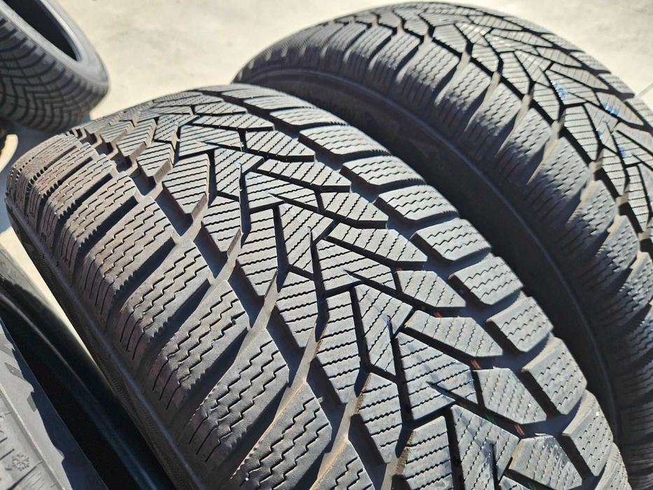 4бр. 205/55 R16 зимни UNIROYAL 2023г. 8.5-9мм