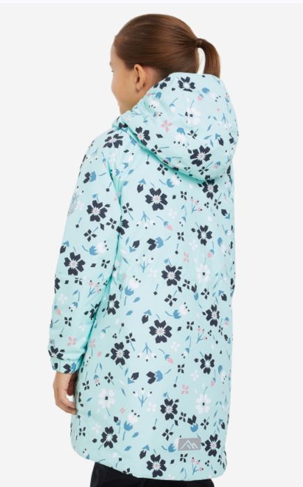 Продам куртку на девочку