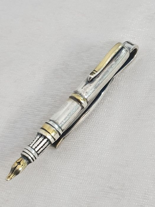 Stilou ac de cravata