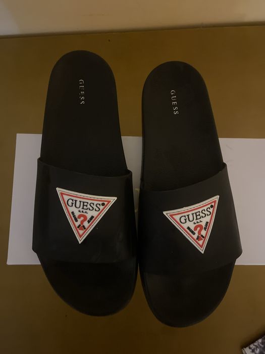 Papuci Guess ca noi