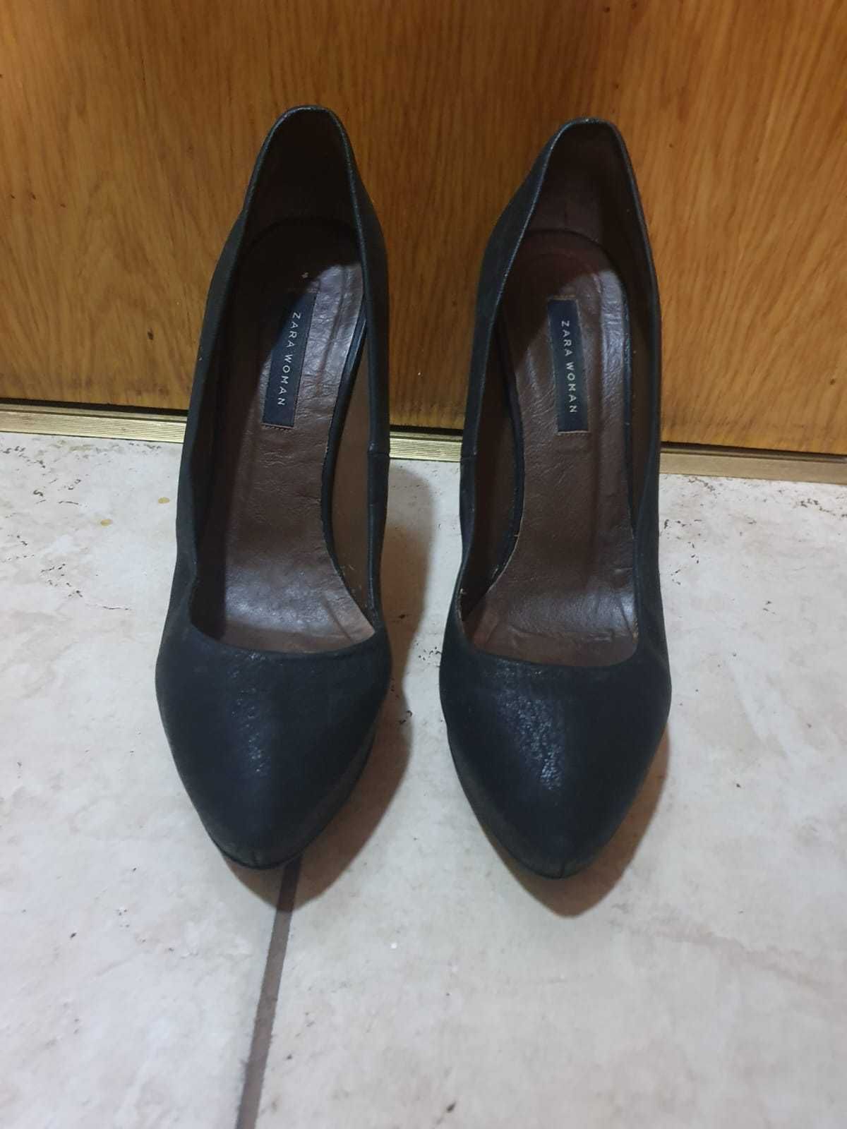 Pantofi Zara cu platforma, numar 39, culoare negru