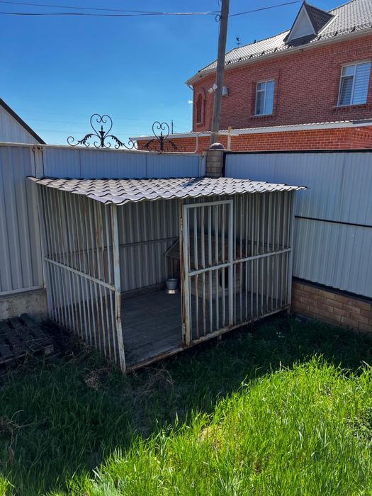 Продам вольер с будкой