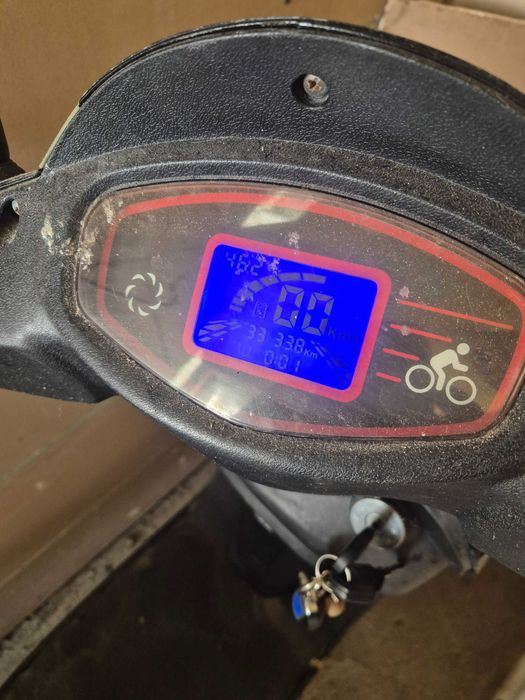 Scuter/bicicleta electric
