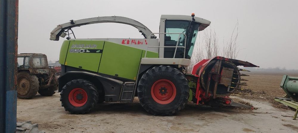 Klass yaguar 890  sotiladi