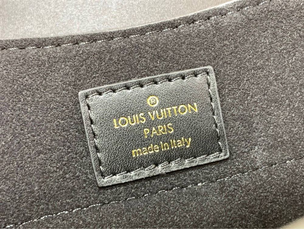 Geanta Louis Vuitton Hide&Seek