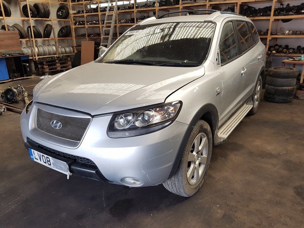 Dezmembrari dezmembrez  Hyundai Santa Fe 2 2.2 Diesel 2007-2012
