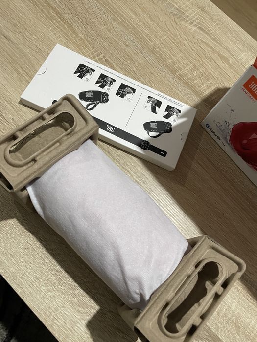 JBL Charge 6 - чисто нова с гаранция към JBL