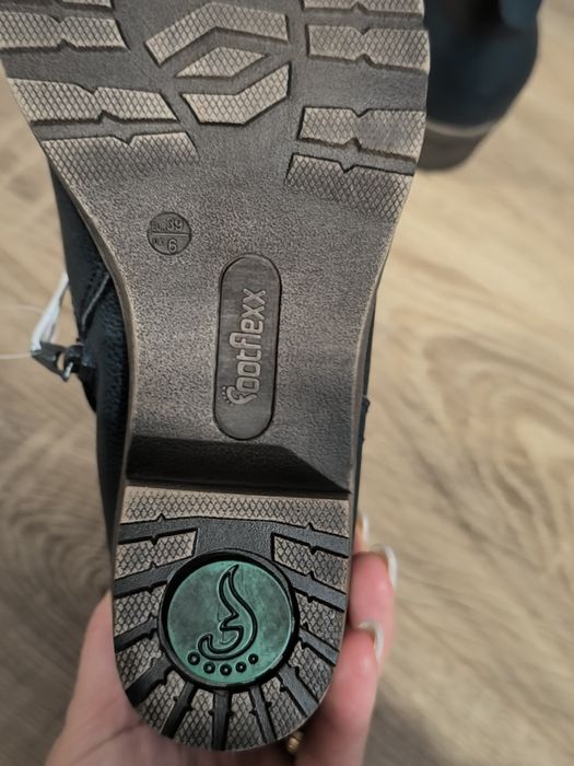 Botine/ghete dama, noi cu eticheta