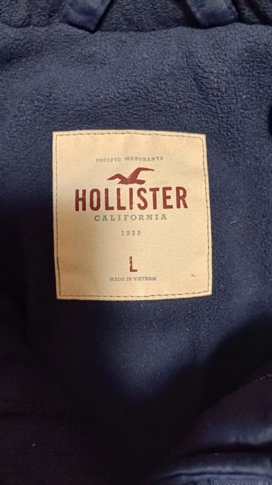 Geaca parka Hollister groasa L preț 100 ron