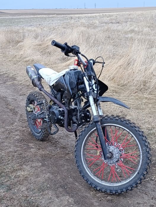 Vând cross 125 cc