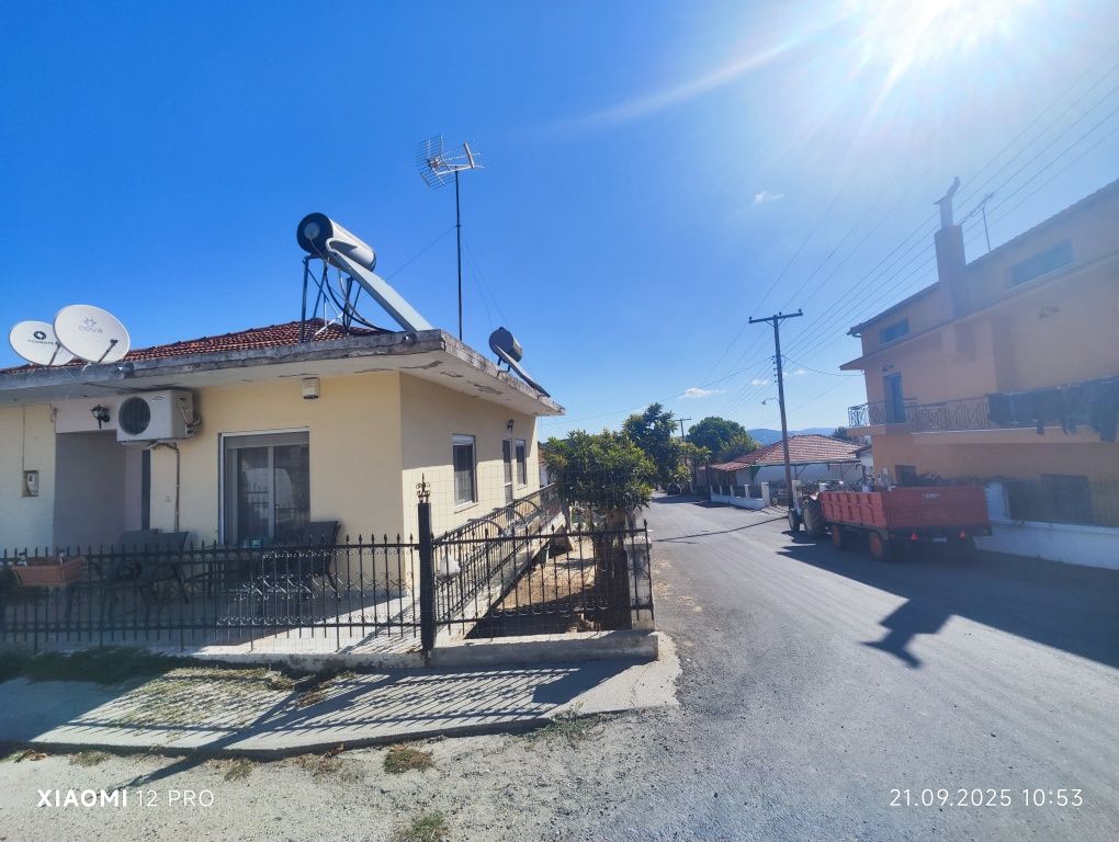 ПРОДАВА самостоятелна къща в село Офринио, Кавала