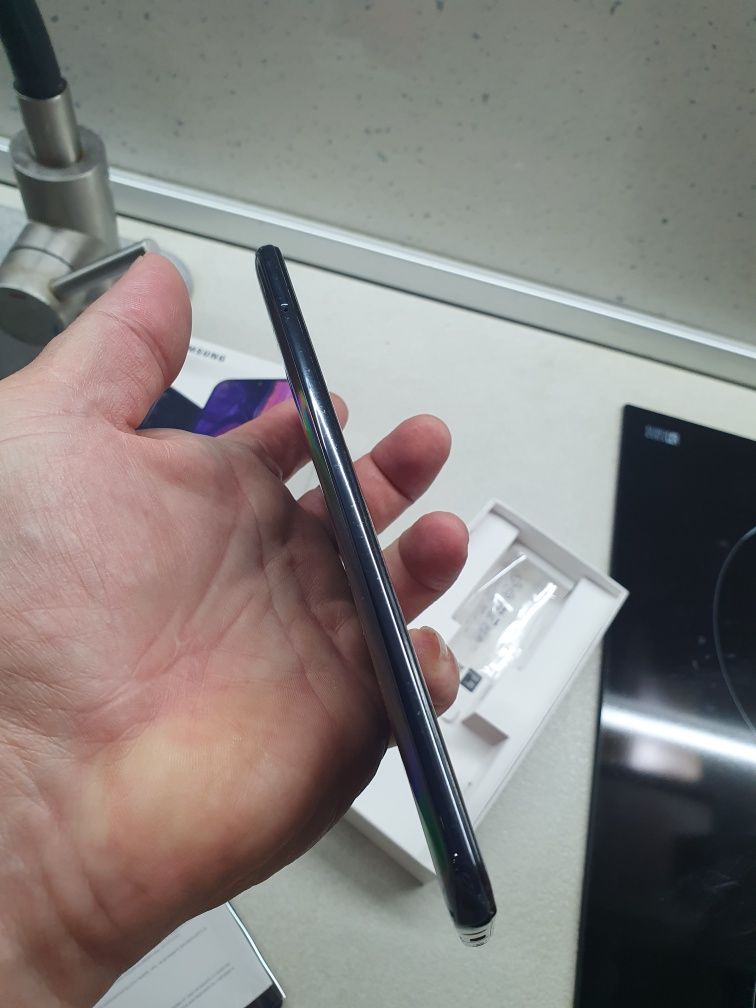 Samsung Galaxy A50