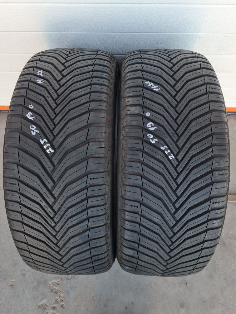 Всесезонни гуми 2 броя MICHELIN CrossClimate2 235 50 R19 дот 1222