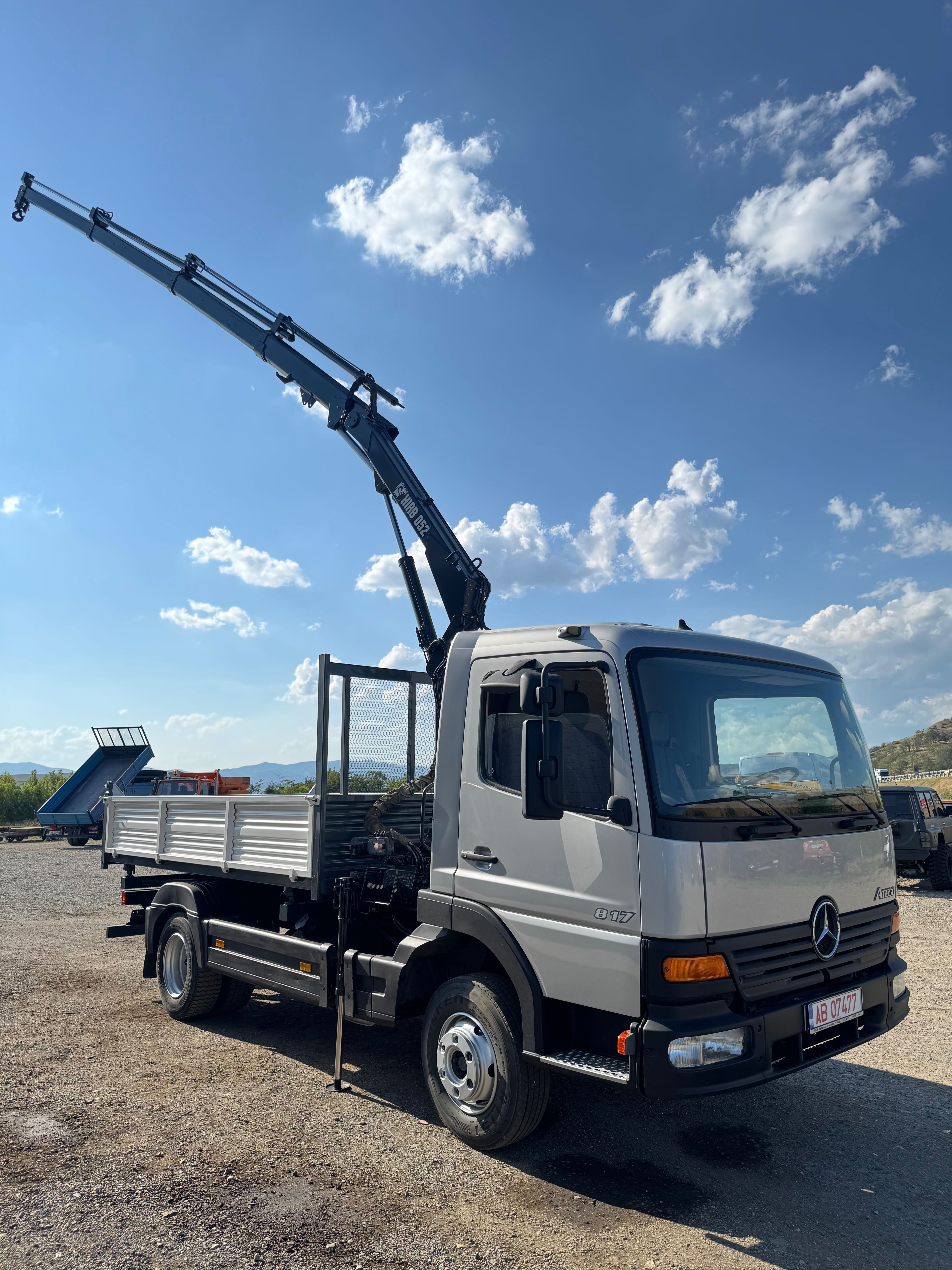 Mercedes Atego Basculabil cu macara Hiab