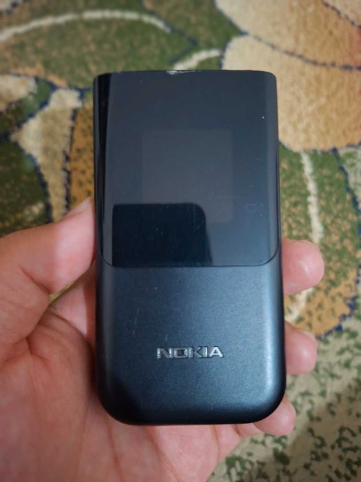 Tugamali telefon, Nokia 2720 Flip Dual Sim
