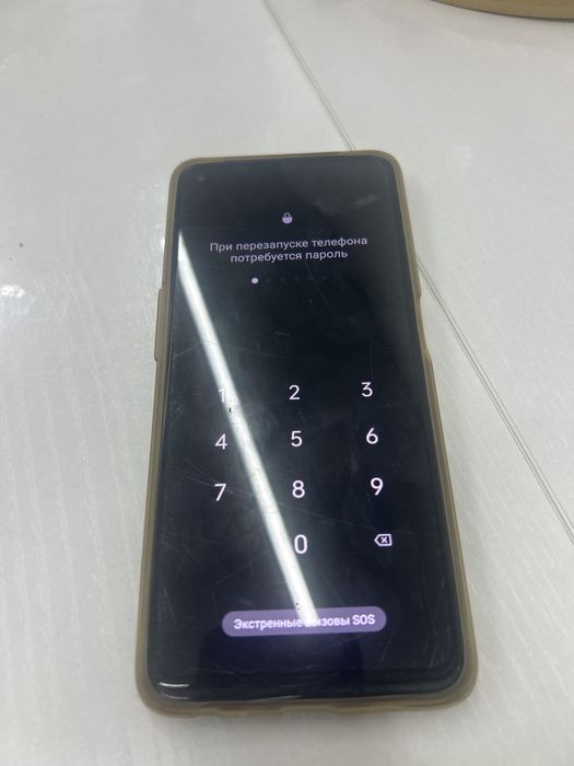 Отдам даром телефон