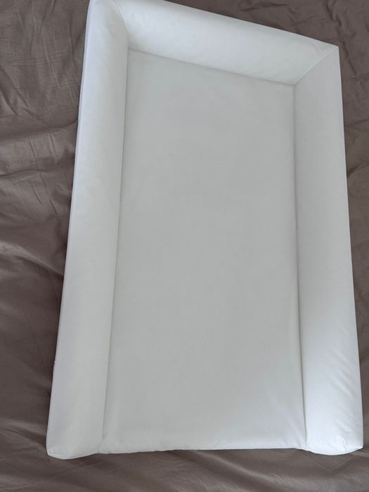 Saltea infasat cu husa