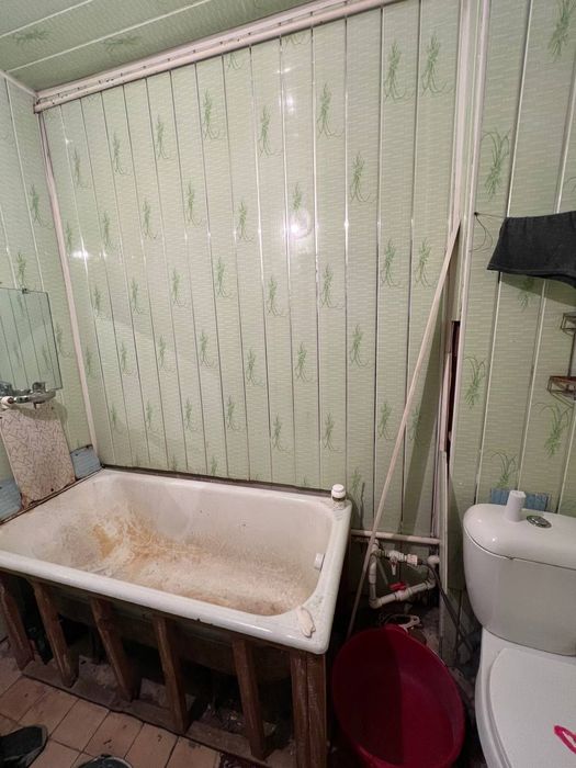 Zudlik bilan sotiladi! Xonadon yaxshi joyda