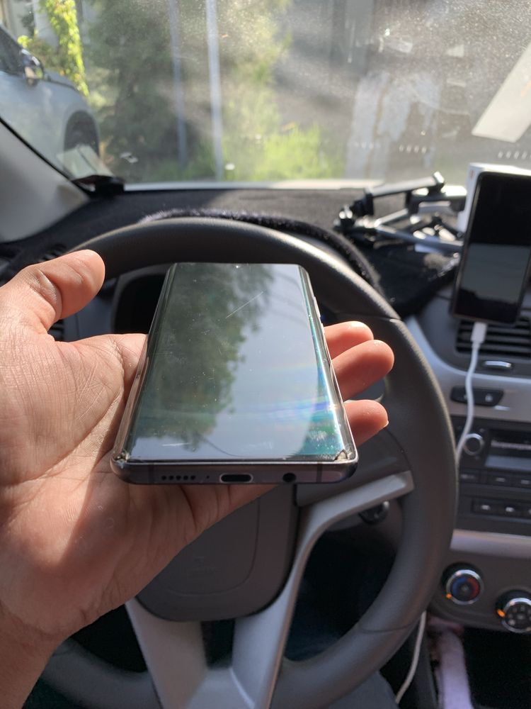 Xiaomi note 10 lite  8/128   ideal ishlid  ekran shishasi singan