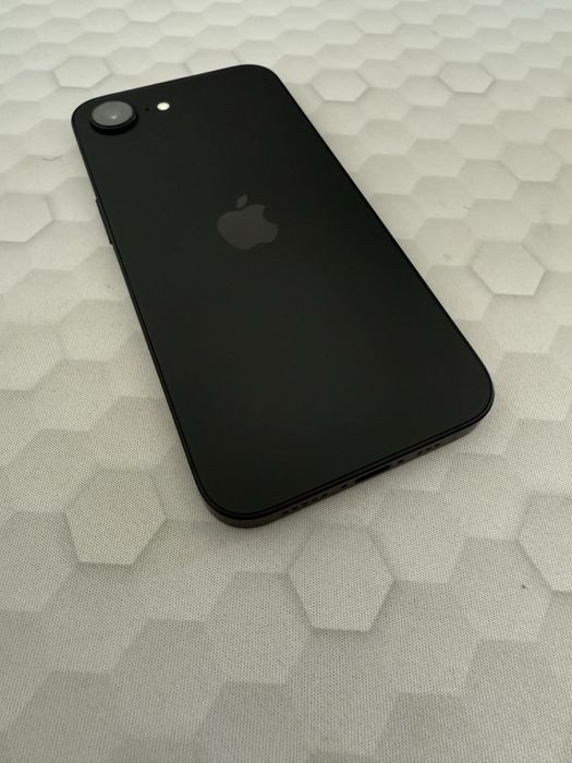Iphone 16e / 128gb / IMPECABIL