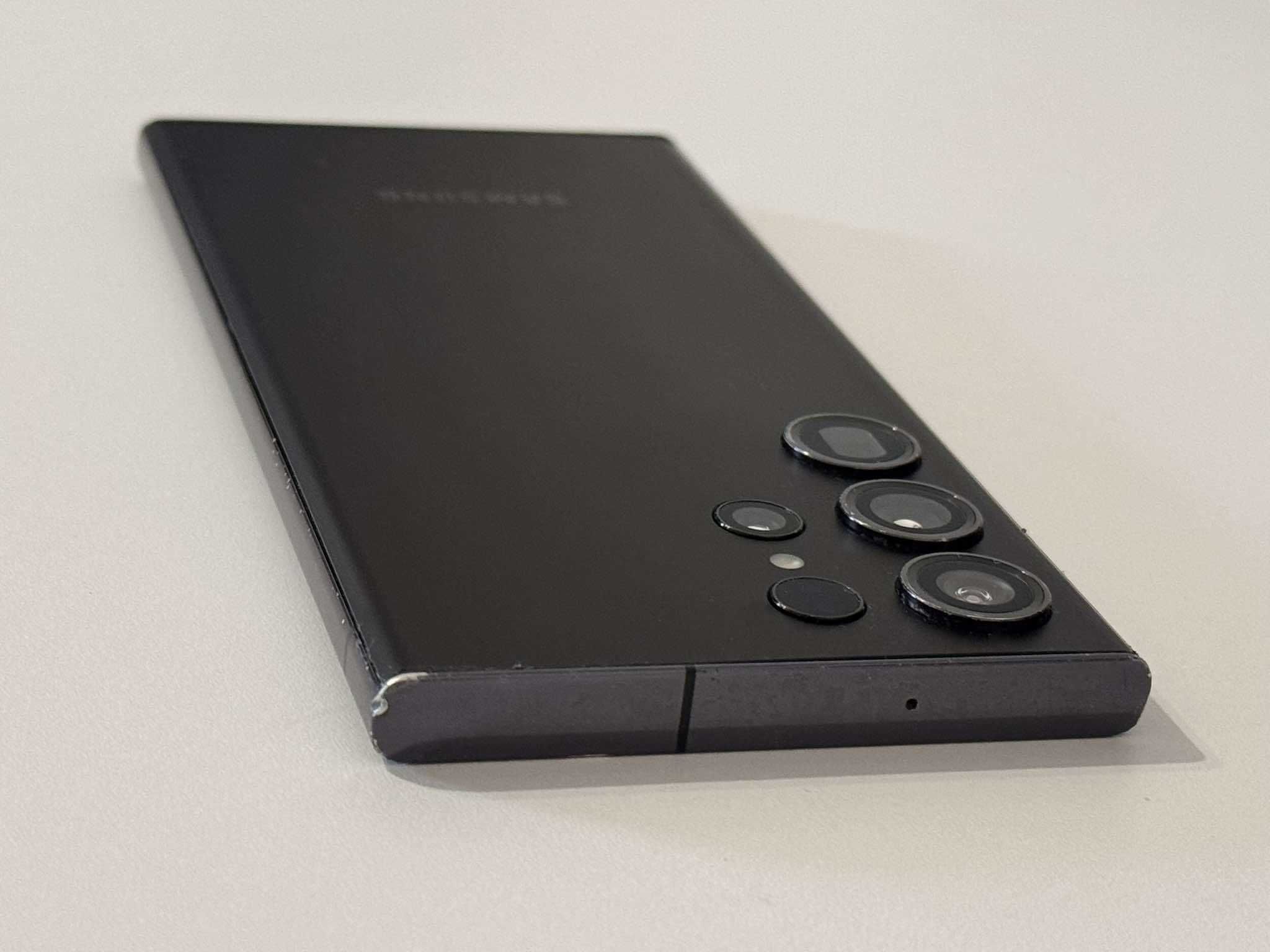 Бартер! Samsung Galaxy S23 Ultra Phantom Black (Черен)