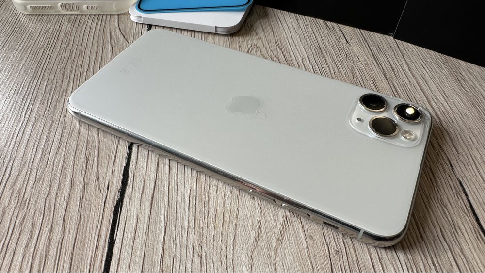 iPhone 11 Pro Max 64 GB