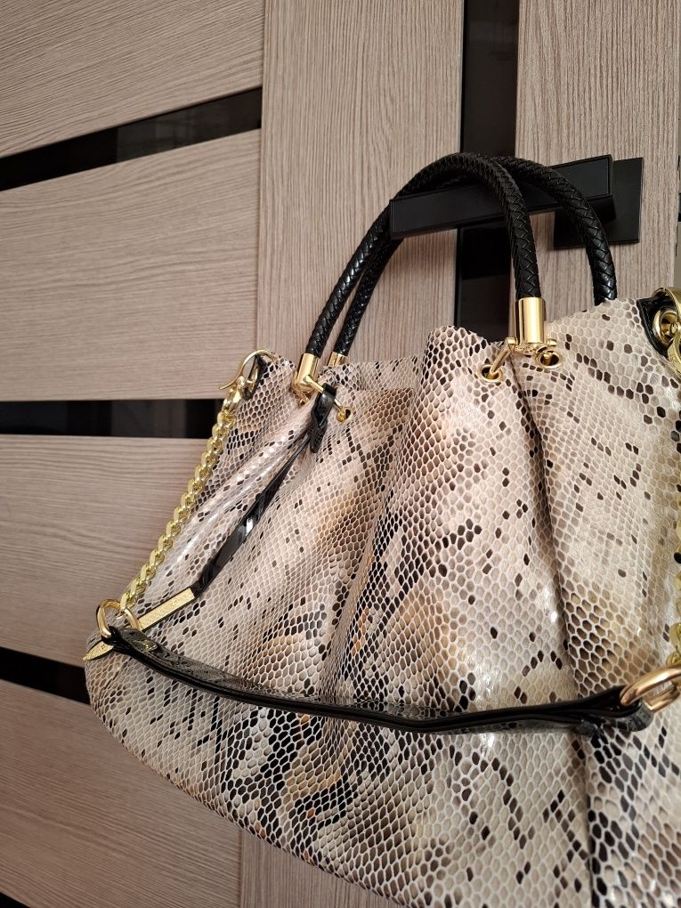 Продаём сумки в LUX качестве инста: aisha_shop_ushtobe