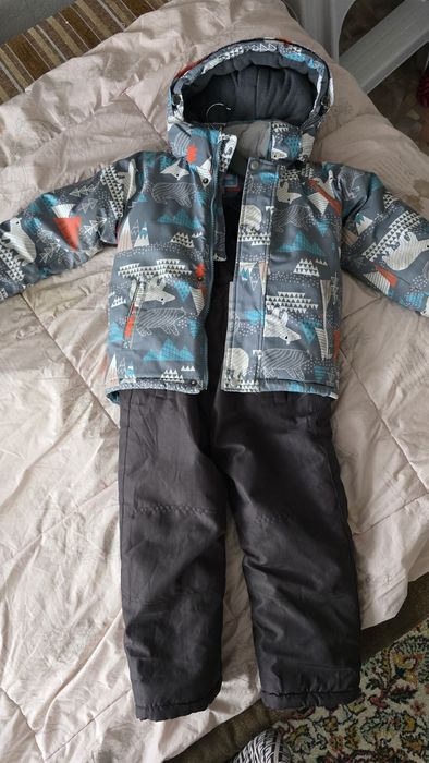 Продам костюм зимний детский