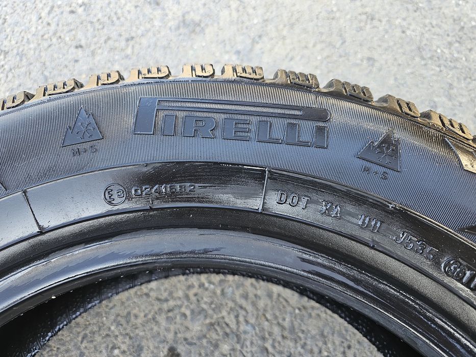 Vand anvelope M+S 196/65/15   PIRELLI