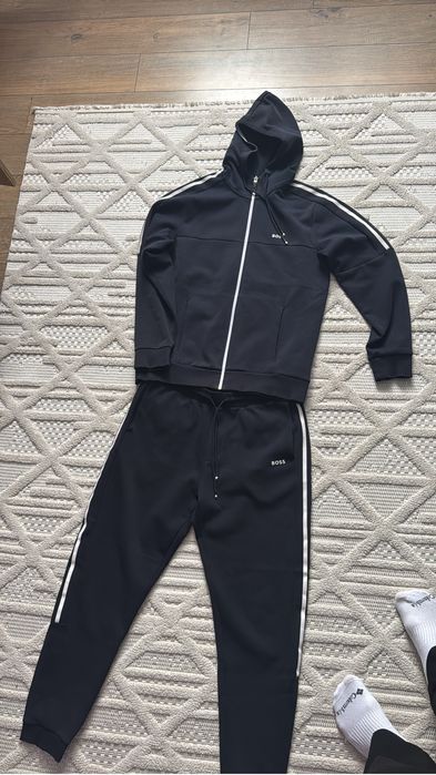 Продам костюм босса, оригинал