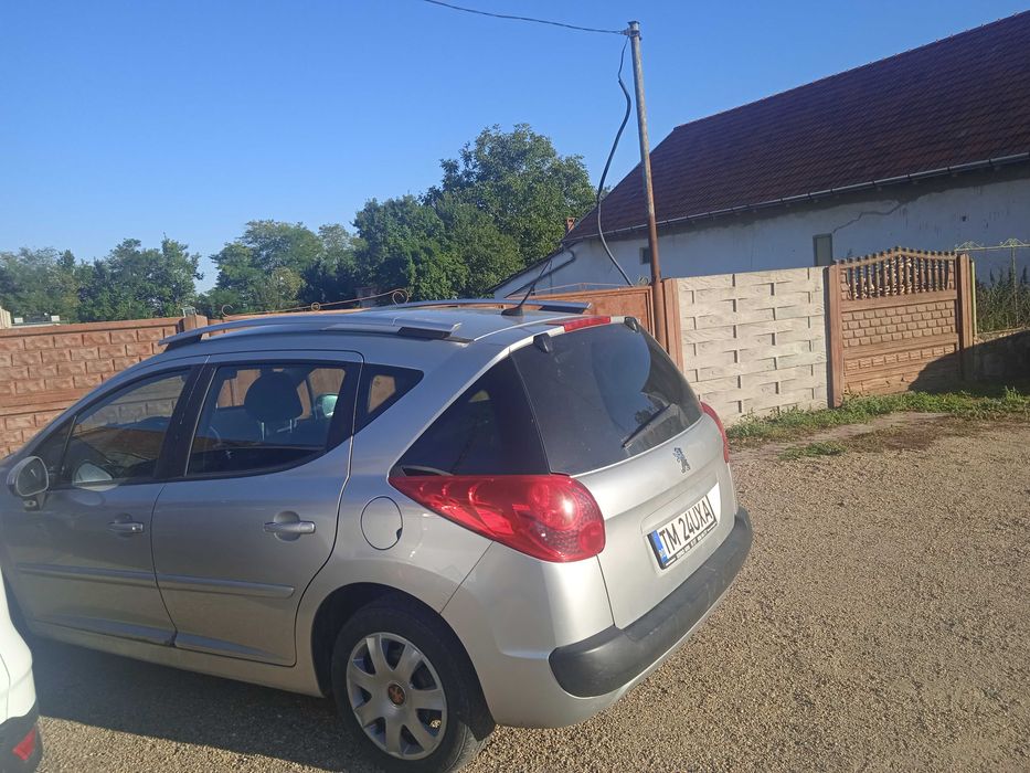 Vând Peugeot 207sw