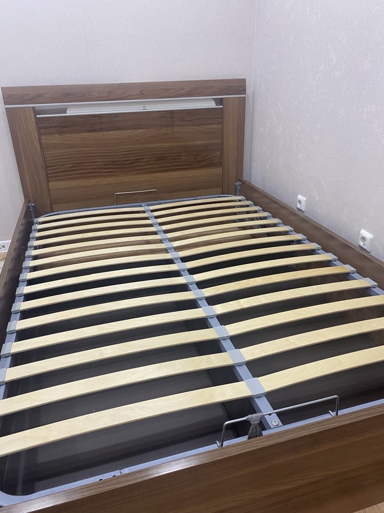 Кровать продается