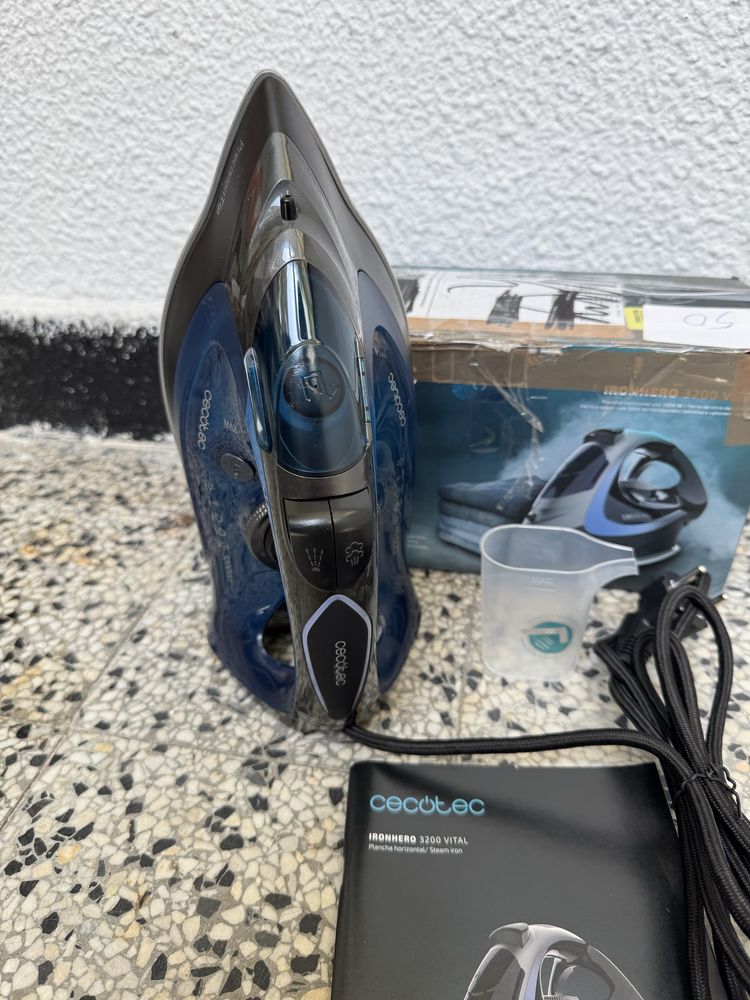 Мощна Парна Ютия Cecotec IronHero 3200 W Vital (01871)!