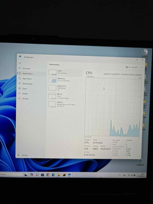 Lenovo legion 5 .