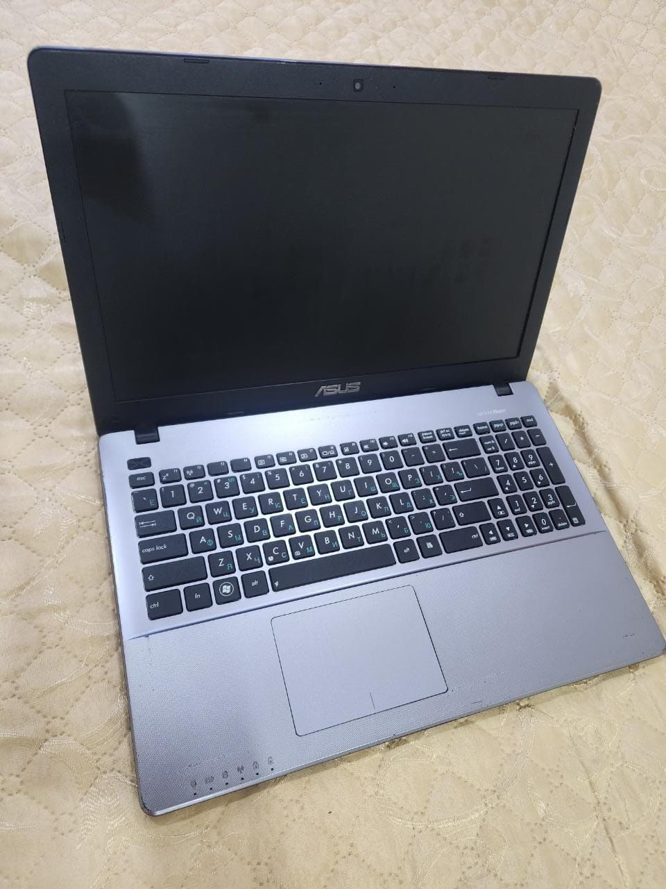 Продам ноутбук Asus core i3