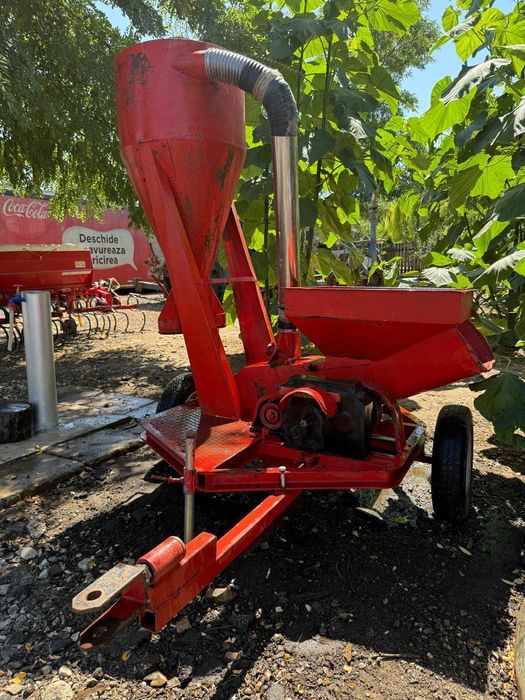 Moara ciclon Seko pe cardan