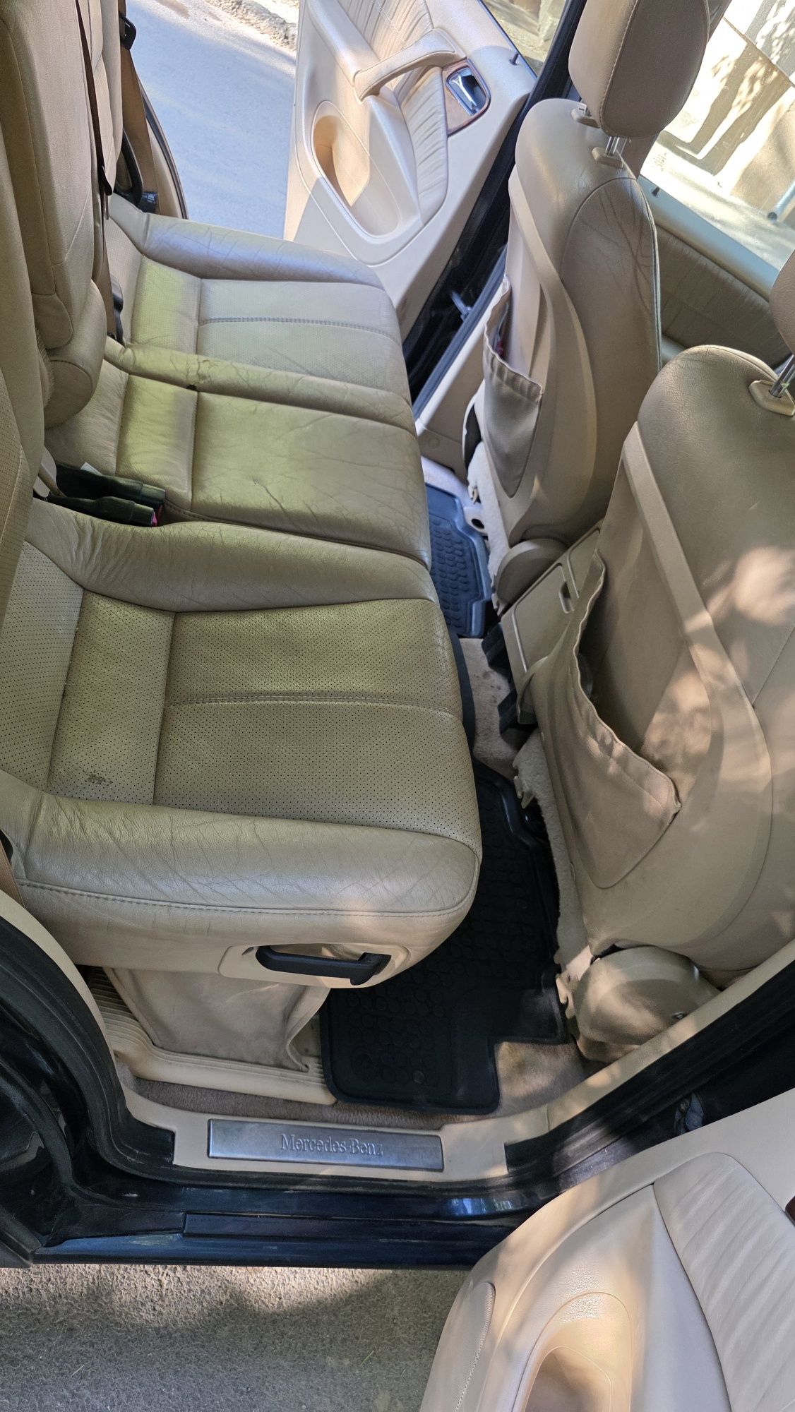 Mercedes ML320 218к.с. 2001г. в движение