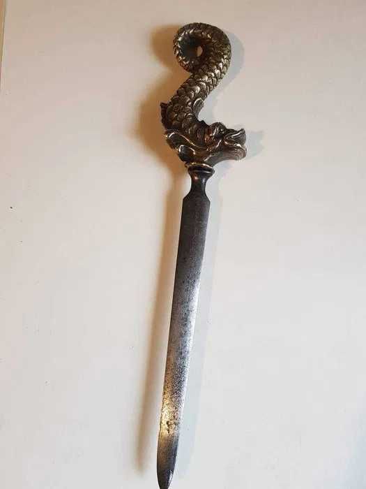 Lot vintage de 11 cutite pentru deschis scrisori