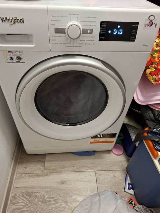 Masina de spalat rufe cu uscător Whirlpool