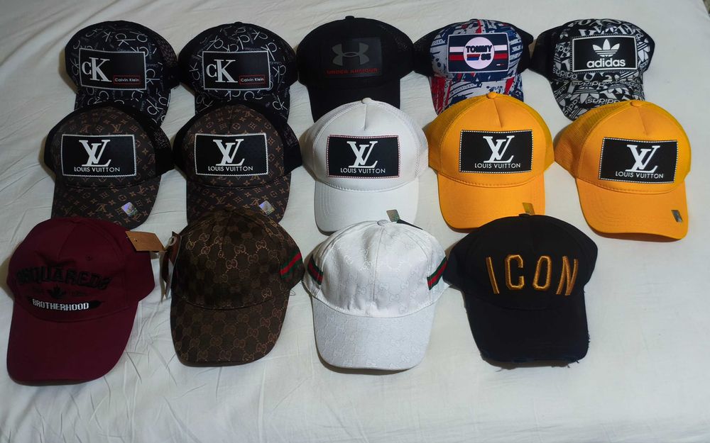 83 броя! Бански,очила,шапки,клинове и чанти