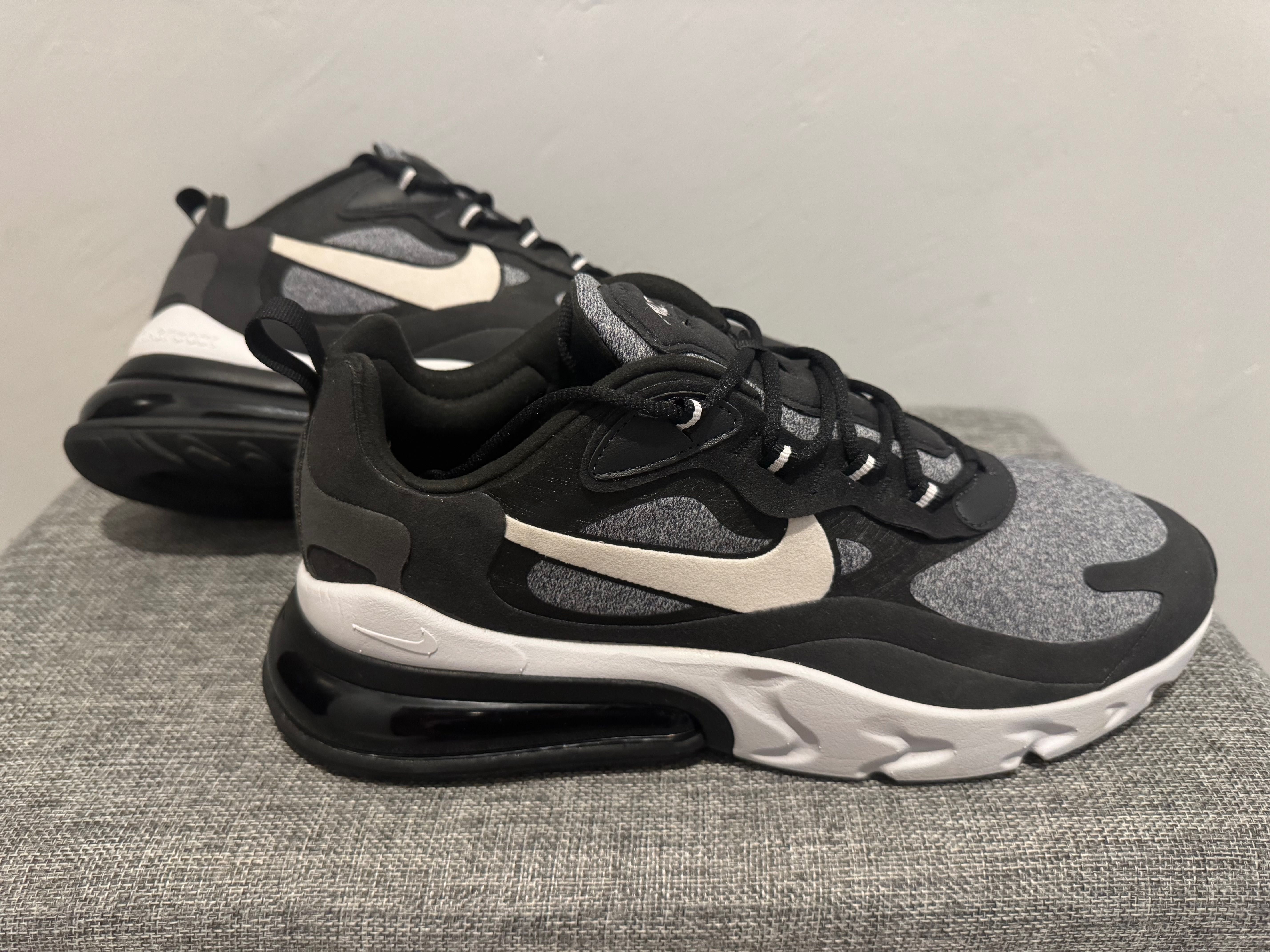 Nike Air Max 270 React.