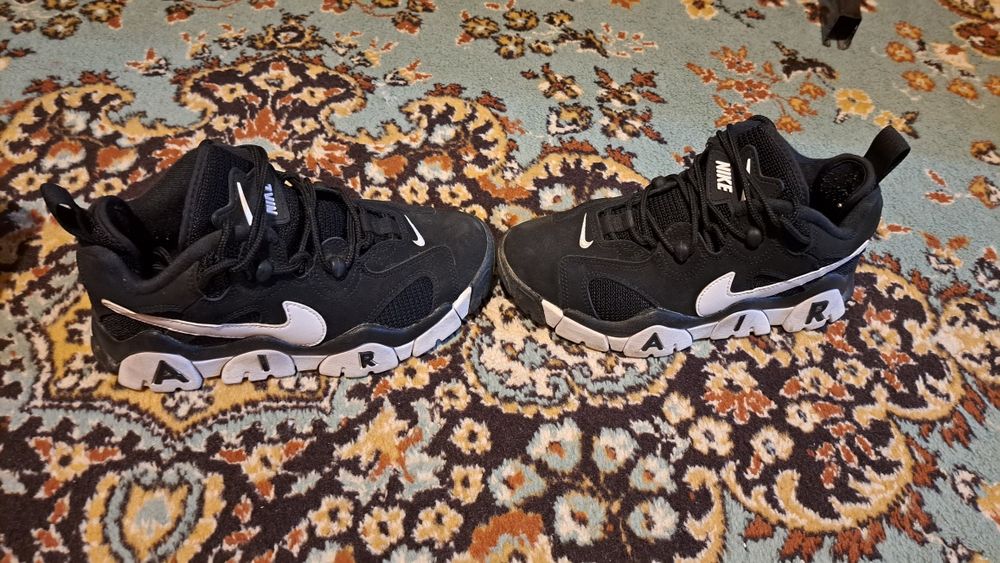 Nike Air Barrage Mens 9.5 Low/Air Low/Black