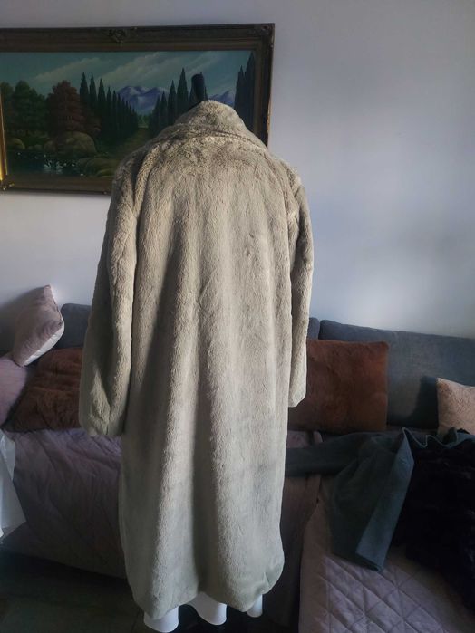 Haina blana artificiala h&m