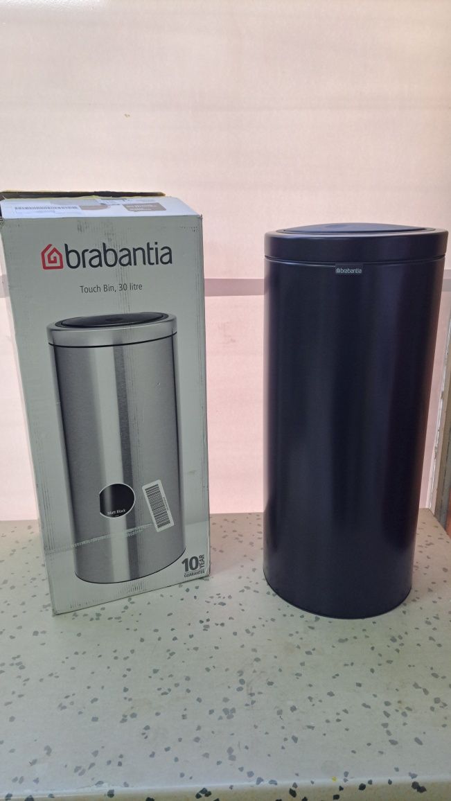 Кош за смет Brabantia TOUCH BIN NEW 30L, черен мат