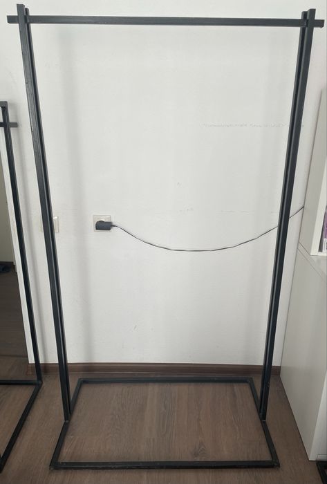 Стойка для магазина одежды