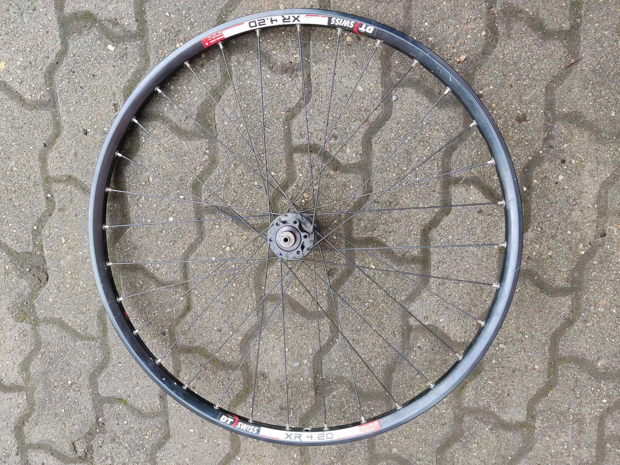 Предна капла DT swiss xr 4.2D, hope hoops 9mm