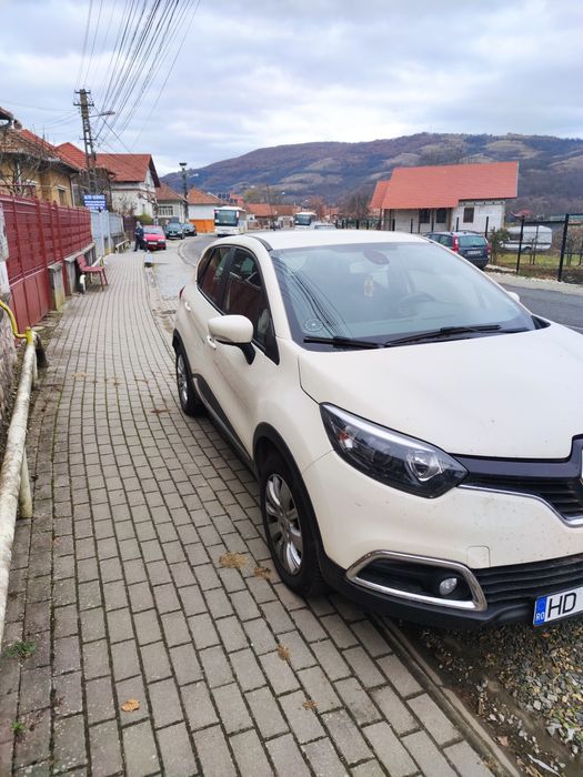 Vând Renault Captur