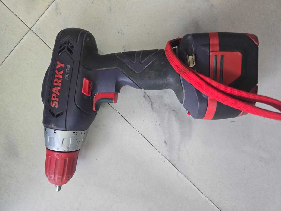Акумулаторен винтоверт Sparky BR 12E
