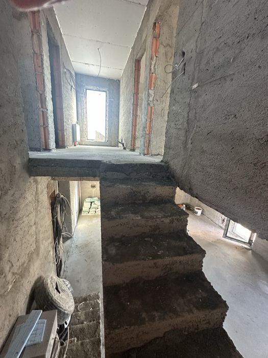 Case de vanzare Domnesti p+1 la sosea